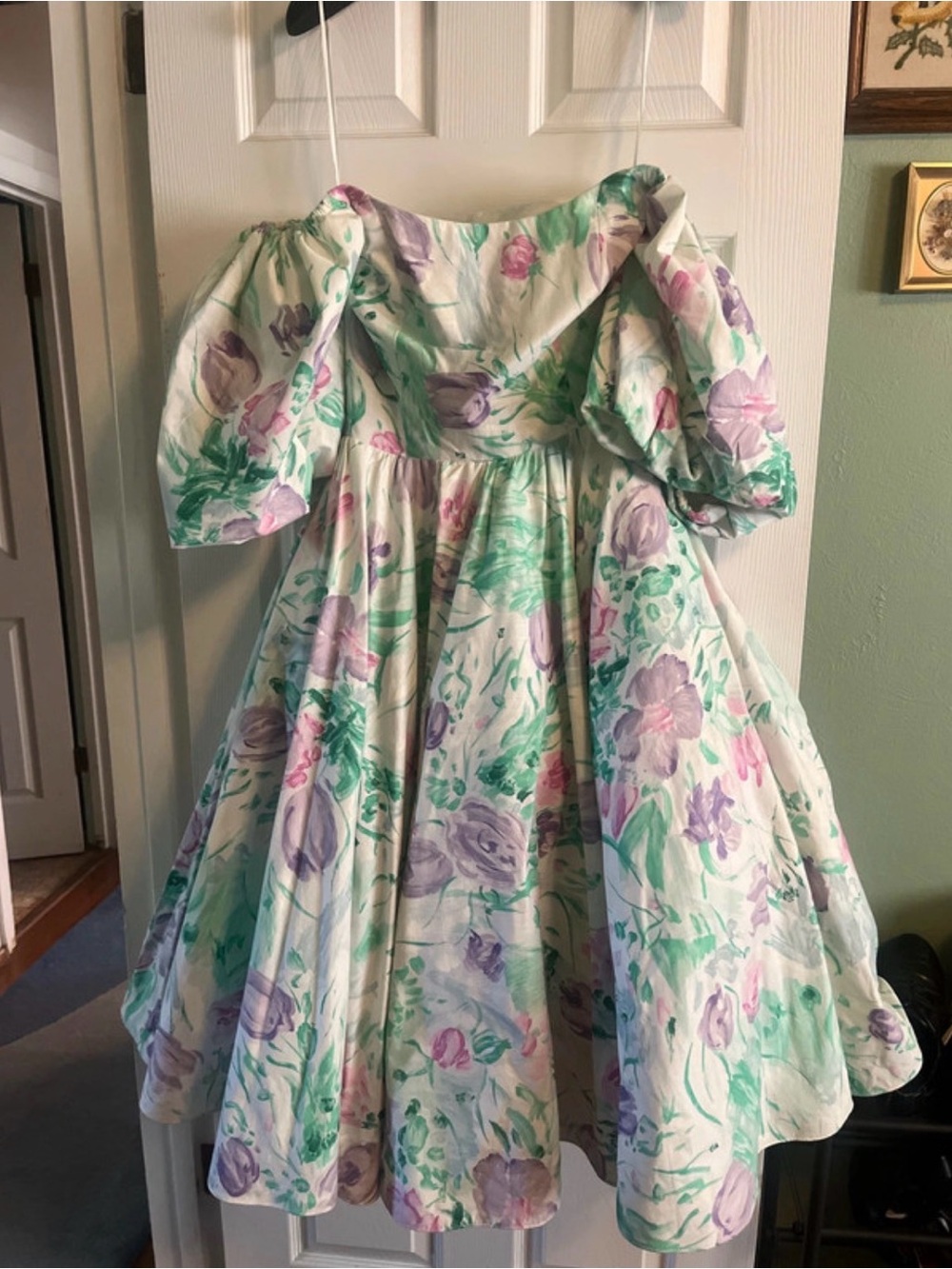 Victor Costa White Floral Puff-Sleeve Party Dress with Lavender and Mint Accents